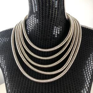 Cleopatra Tiered gold tone necklace no brand OS